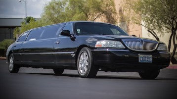 Town Car Stretch Limo